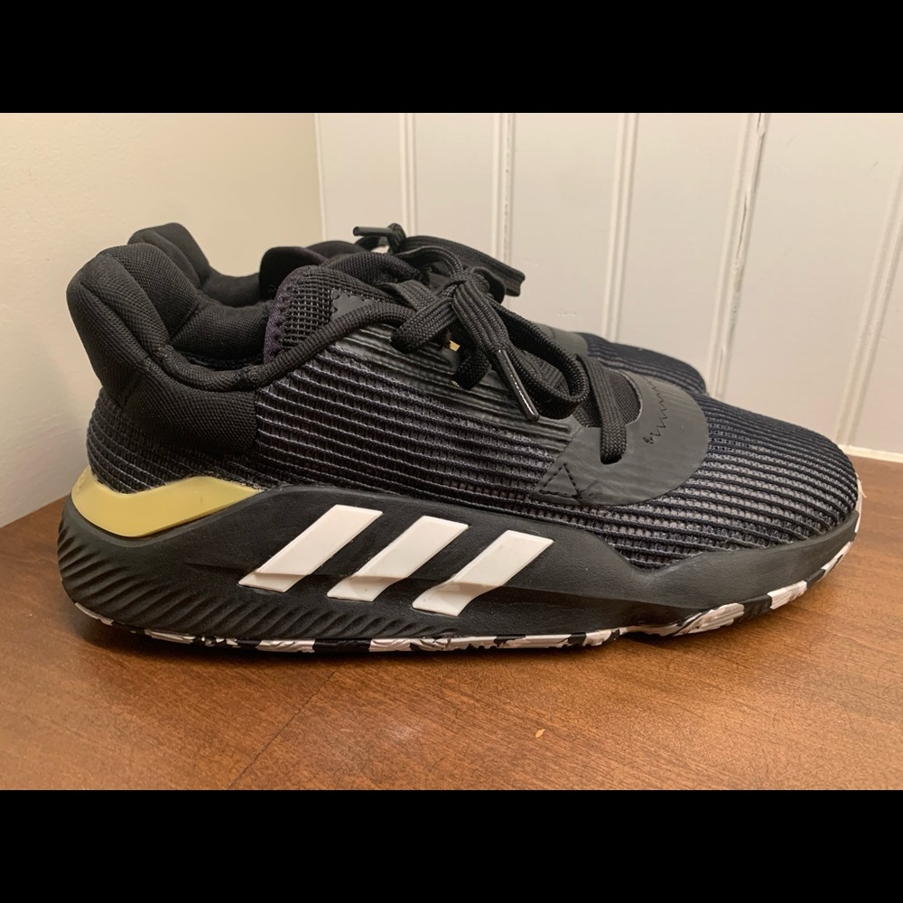 Adidas Mens Basketball Shoes